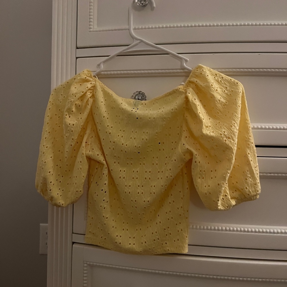 Crop top - Picture 2 of 2